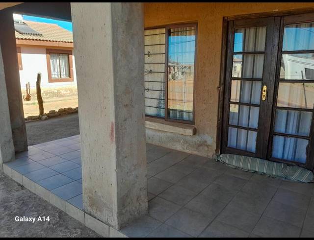 2 BEDROOM HOUSE FOR SALE IN LAWLEY